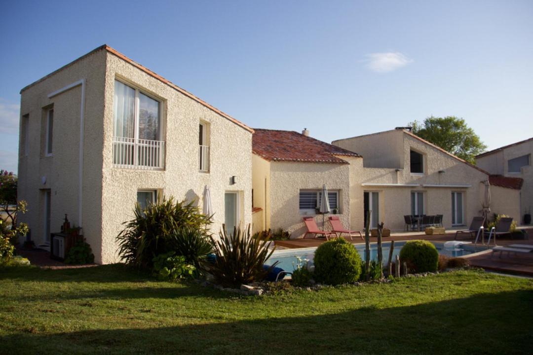Bed and Breakfast La Charentine Echillais Экстерьер фото